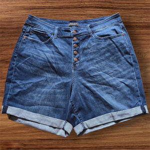 Judy Blue Shorts Women Blue Cuffed Mid Rise Button Fly Shorts, Size 3XL
